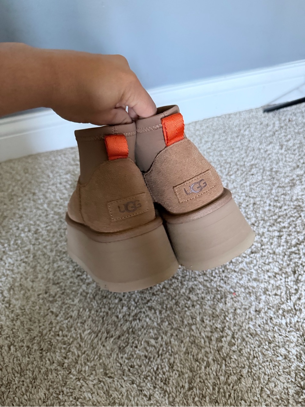 UGG Classic Mini Dipper - Picture 4 of 9